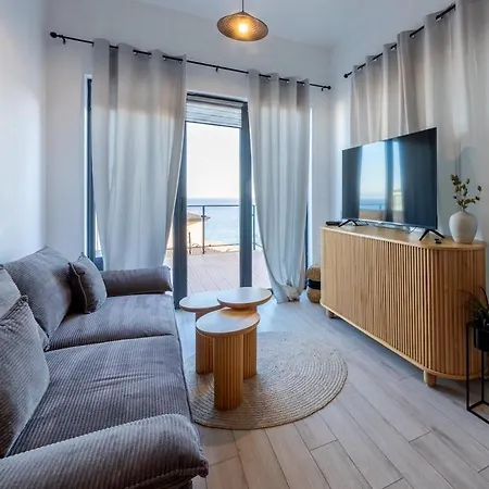 Cabacum Paradise 2 On The Seashore Apartment Warna